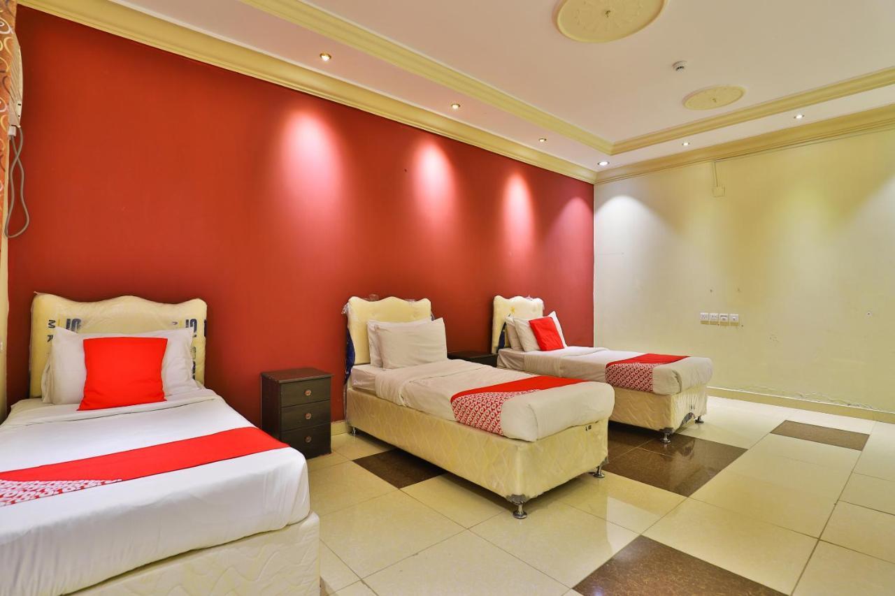 Capital O 324 Green House Hotel Абха Екстер'єр фото